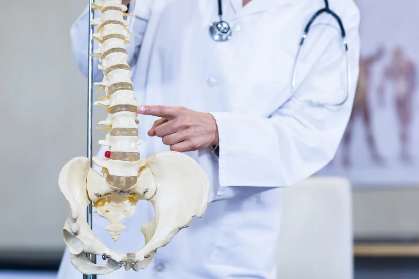 Reemplazo de disco intervertebral: Innovación en cirugía de columna en la CDMX